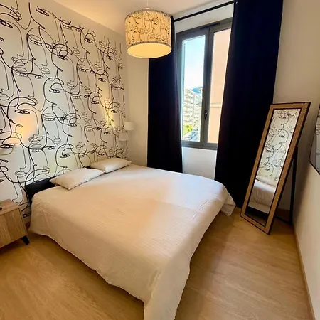 Splendid 1 Bedroom And 1 Sofabed Renovated 2p3 By Rivaevent アパート